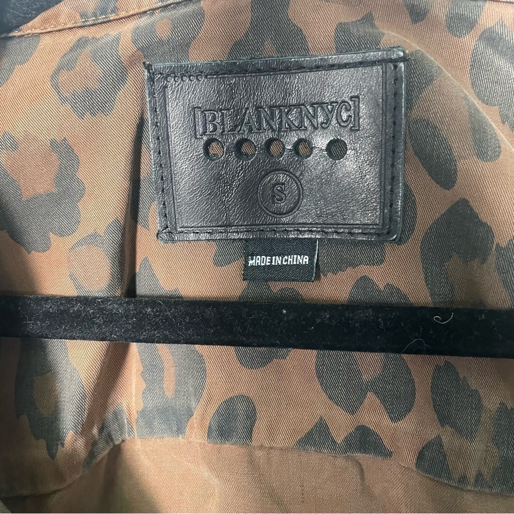 BLANKNYC Leopard Print Moto Jacket Small - Picture 5 of 5